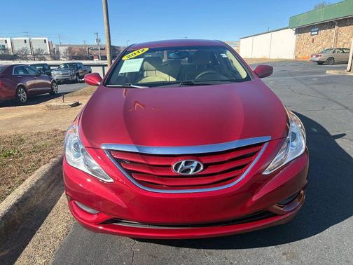 2012 Hyundai SONATA GLS