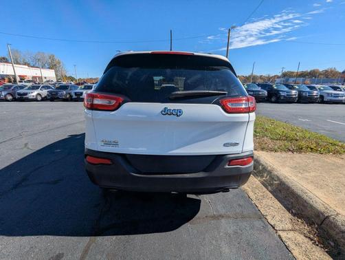 2014 Jeep Cherokee Sport