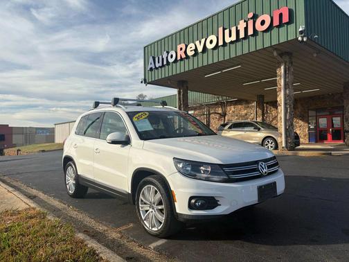 2012 Volkswagen Tiguan 2.0T SE 4MOTION