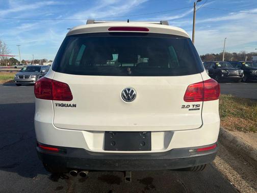 2012 Volkswagen Tiguan 2.0T SE 4MOTION