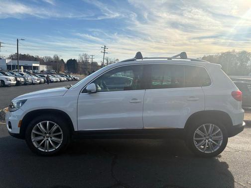 2012 Volkswagen Tiguan 2.0T SE 4MOTION