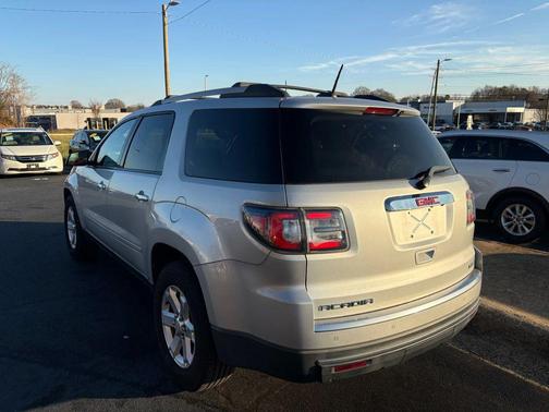 2016 GMC Acadia SLE-2