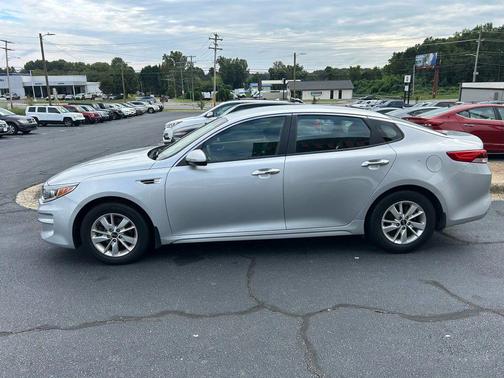 2016 Kia Optima LX