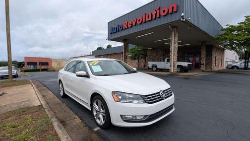 Candy White 2014 Volkswagen Passat 2.0L TDI DSG SEL Premium