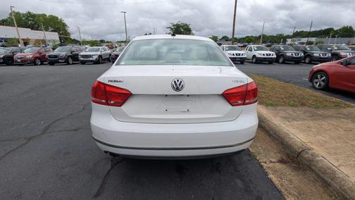 Candy White 2014 Volkswagen Passat 2.0L TDI DSG SEL Premium