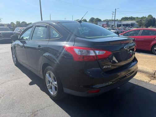 Tuxedo Black 2013 Ford Focus SE