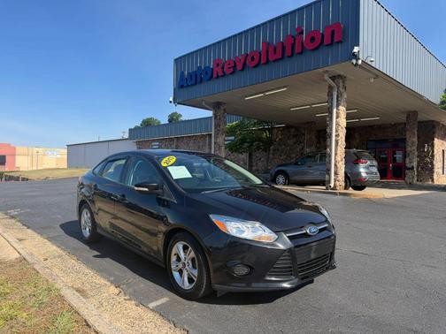 Tuxedo Black 2013 Ford Focus SE