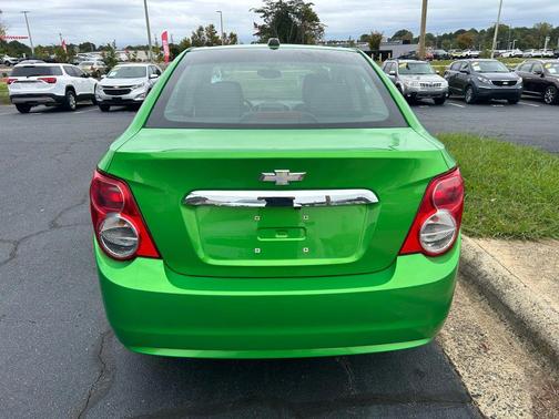 2016 Chevrolet Sonic LT