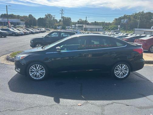 2018 Ford Focus Titanium