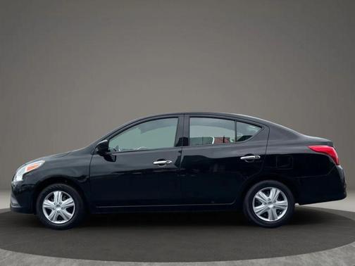 2019 Nissan Versa 1.6 SV