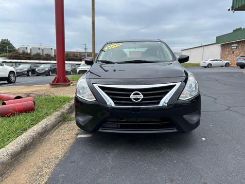 2019 Nissan Versa 1.6 SV