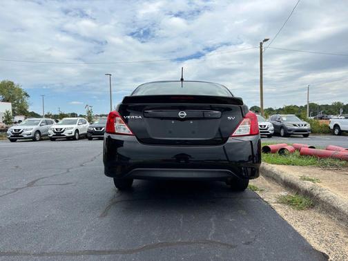2019 Nissan Versa 1.6 SV