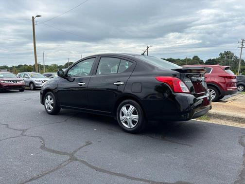 2019 Nissan Versa 1.6 SV