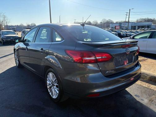 2017 Ford Focus Titanium