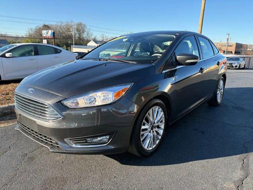 2017 Ford Focus Titanium