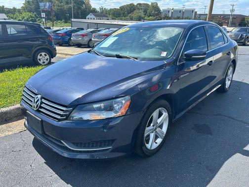2014 Volkswagen Passat 1.8T Auto SE