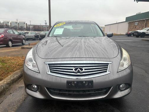2010 INFINITI G37x Base