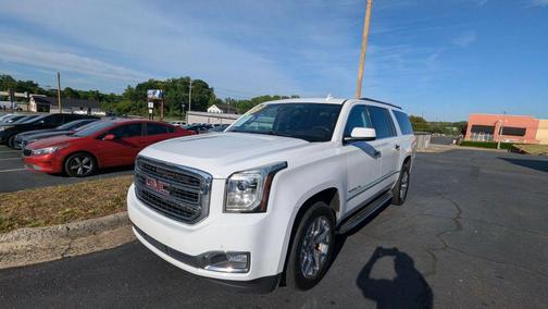 White 2016 GMC Yukon XL SLT