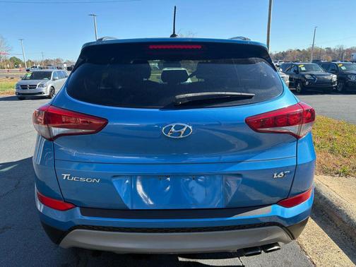 2017 Hyundai TUCSON Night