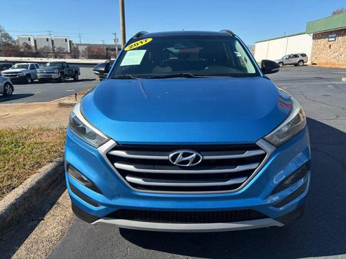 2017 Hyundai TUCSON Night