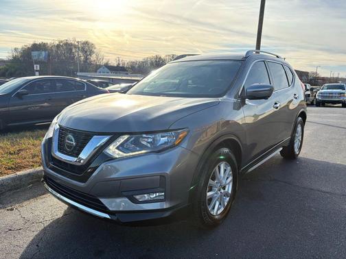 2018 Nissan Rogue SV