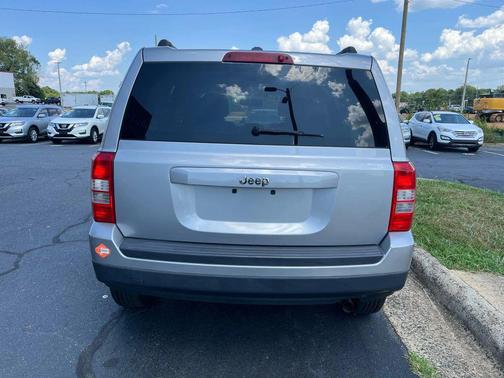 2017 Jeep Patriot Sport