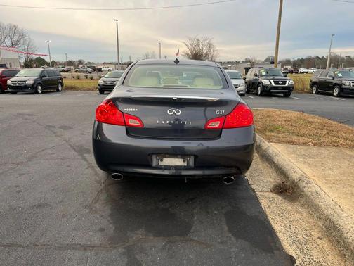 2009 INFINITI G37 Journey