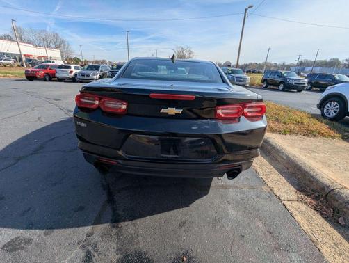 2019 Chevrolet Camaro 1LS