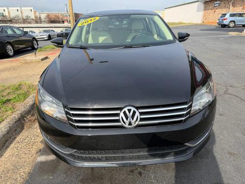 2012 Volkswagen Passat 2.5 SE