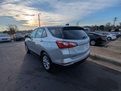 2018 Chevrolet Equinox LS