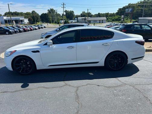 2015 Kia K900 Luxury