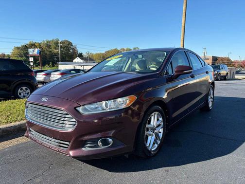 2013 Ford Fusion SE