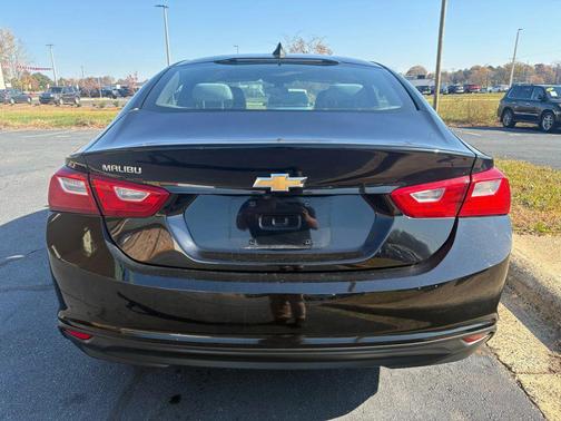 2018 Chevrolet Malibu 1LS