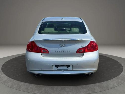 2013 INFINITI G37 Journey