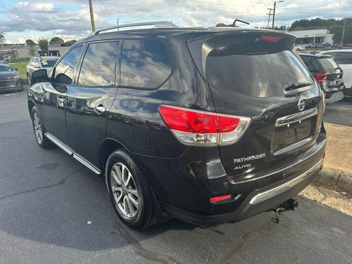 2014 Nissan Pathfinder SV