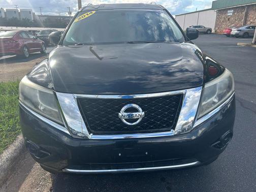2014 Nissan Pathfinder SV