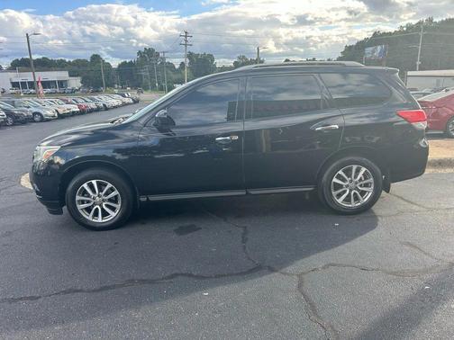 2014 Nissan Pathfinder SV