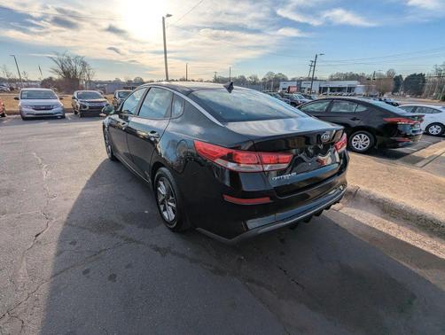 2019 Kia Optima LX