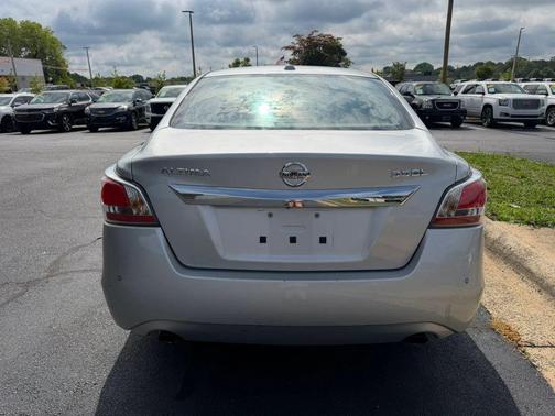 Brilliant Silver 2015 Nissan Altima 3.5 SL