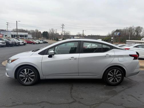 2020 Nissan Versa 1.6 SV