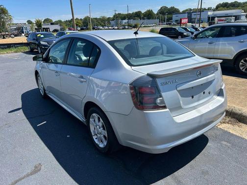 2010 Nissan Sentra 2.0 SR