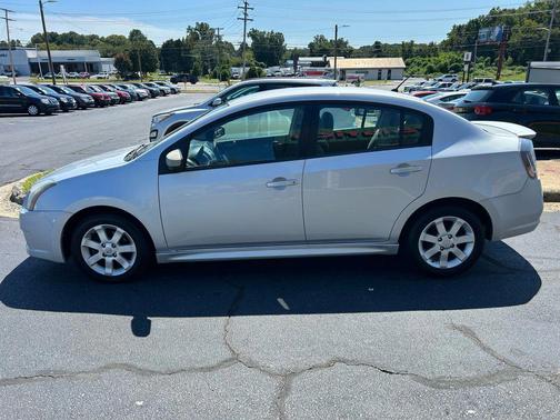 2010 Nissan Sentra 2.0 SR