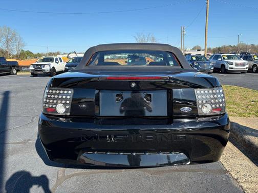 2003 Ford Mustang Deluxe