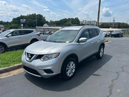 2016 Nissan Rogue SV