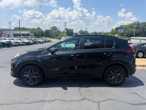 Black Cherry 2021 Kia Sportage S