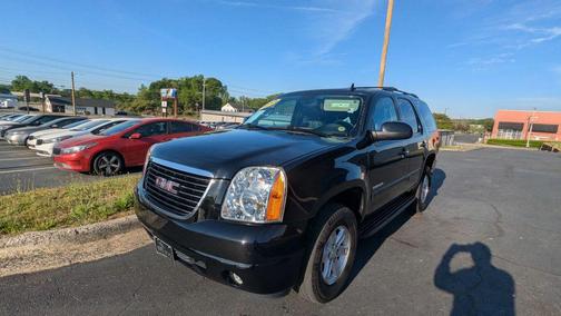 Black 2014 GMC Yukon SLT