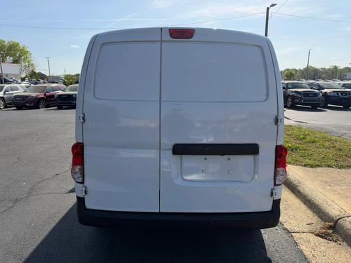 2020 Nissan NV200 S Van 4D