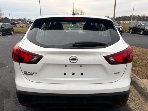 2018 Nissan Rogue Sport S