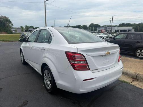Summit White 2019 Chevrolet Sonic LS