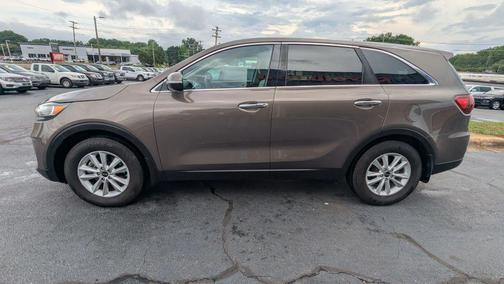 Dragon Brown 2019 Kia Sorento LX